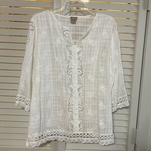 Chico's White Eyelet & Embroidered V-Neck Blouse Size 2P